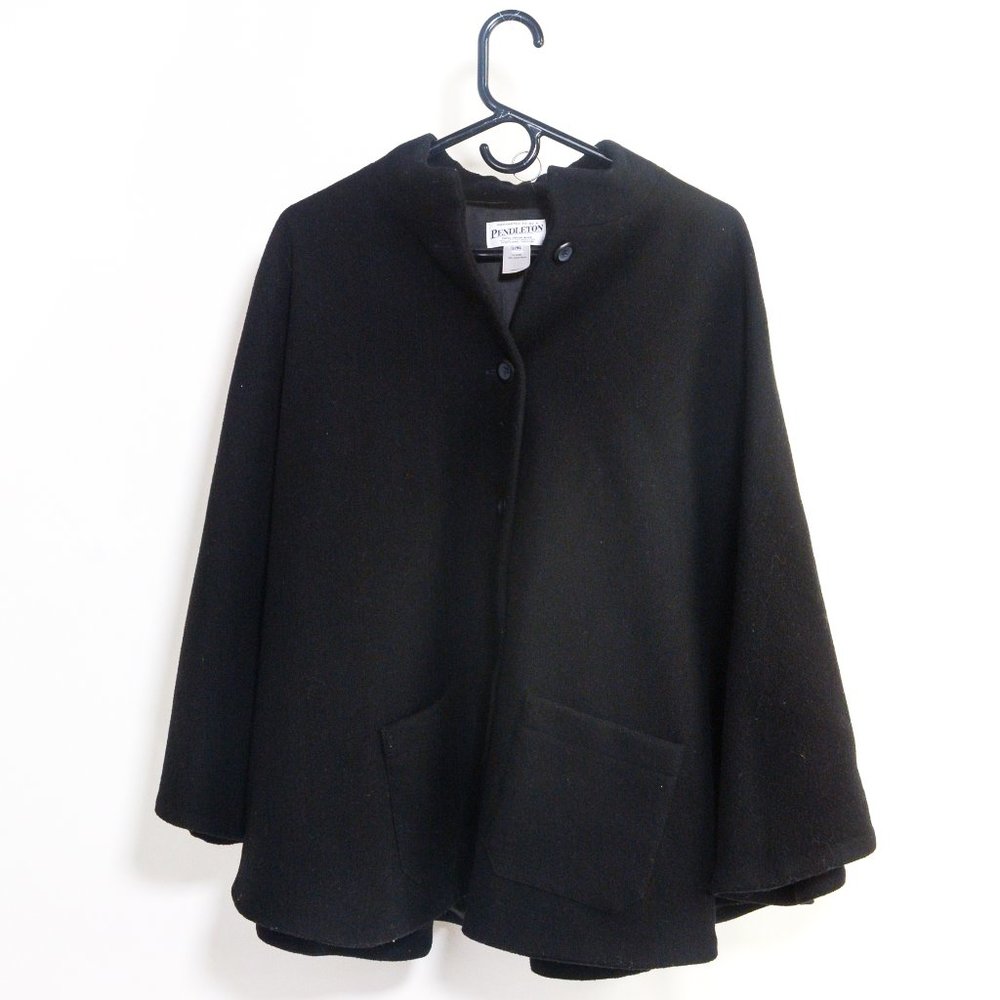 Gorgeous Vintage PENDLETON black wool cape/poncho in EUC!